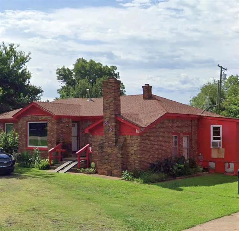 Front exterior — 828 NE 68th Street, Oklahoma City, OK 73105