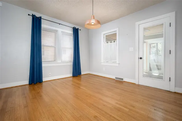 Photo 6 — 2536 NW 25th Street, Oklahoma City, OK 73107