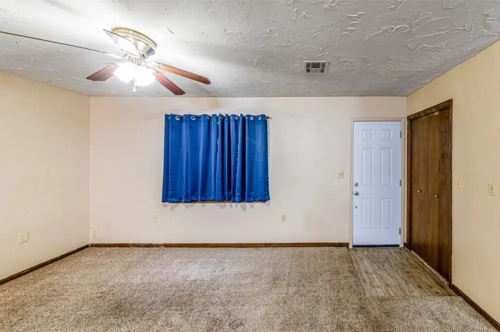 Photo 8 — 1125 S 12th Street, Blackwell, OK 74631