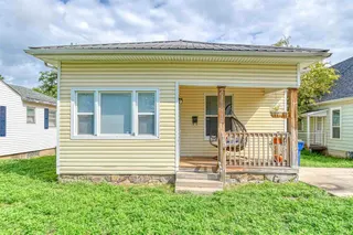 Sold home at 1512 W Iowa Avenue