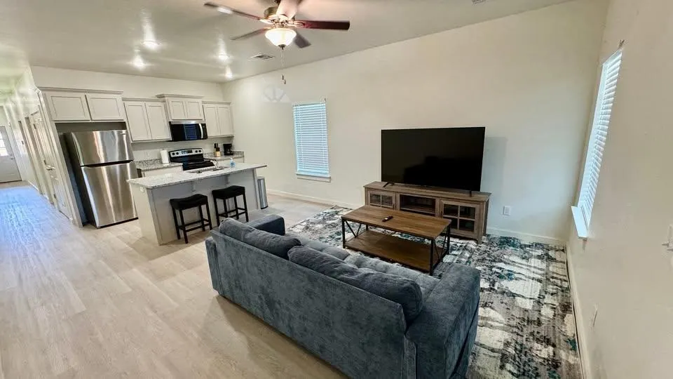 Photo 3 — 1311 SW Wisconsin Avenue, Lawton, OK 73501