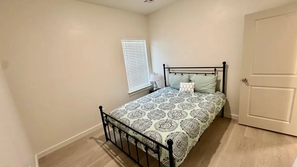 Photo 8 — 1311 SW Wisconsin Avenue, Lawton, OK 73501
