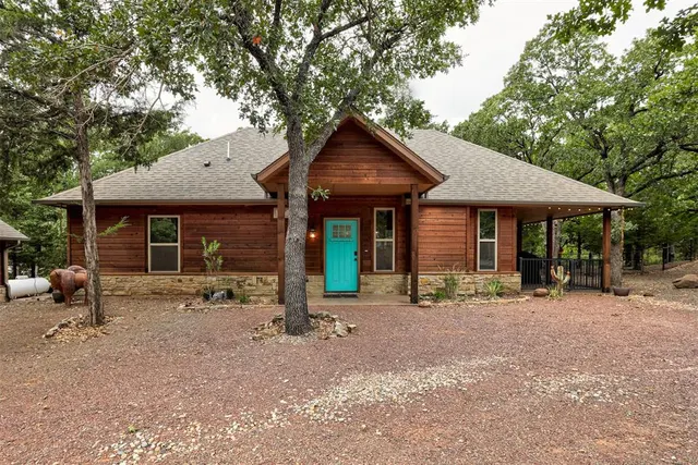 Photo 2 — 513 NW Eagles Landing Place, Medicine Park, OK 73557
