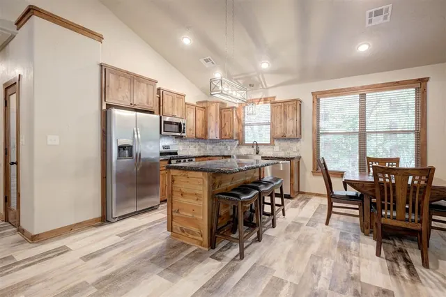 Photo 5 — 513 NW Eagles Landing Place, Medicine Park, OK 73557