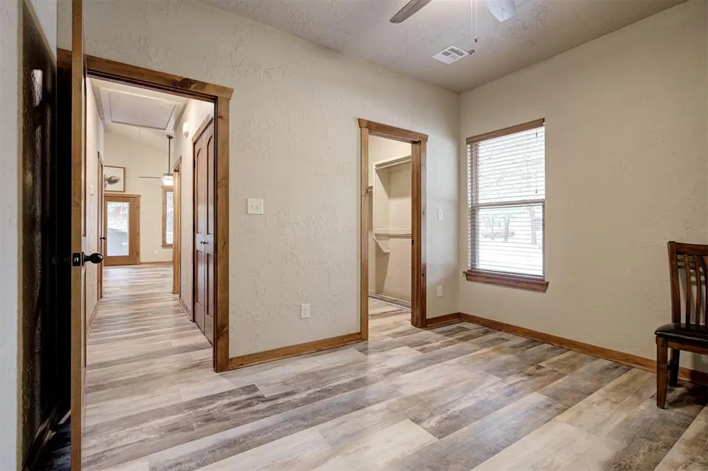 Photo 12 — 513 NW Eagles Landing Place, Medicine Park, OK 73557