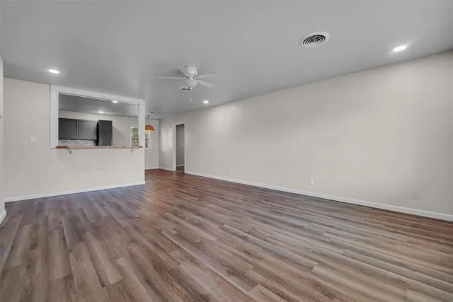 Photo 4 — 1421 B Street, Snyder, OK 73566
