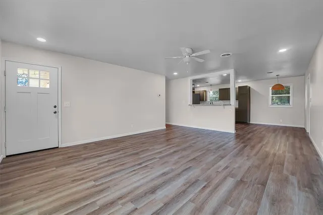 Photo 5 — 1421 B Street, Snyder, OK 73566