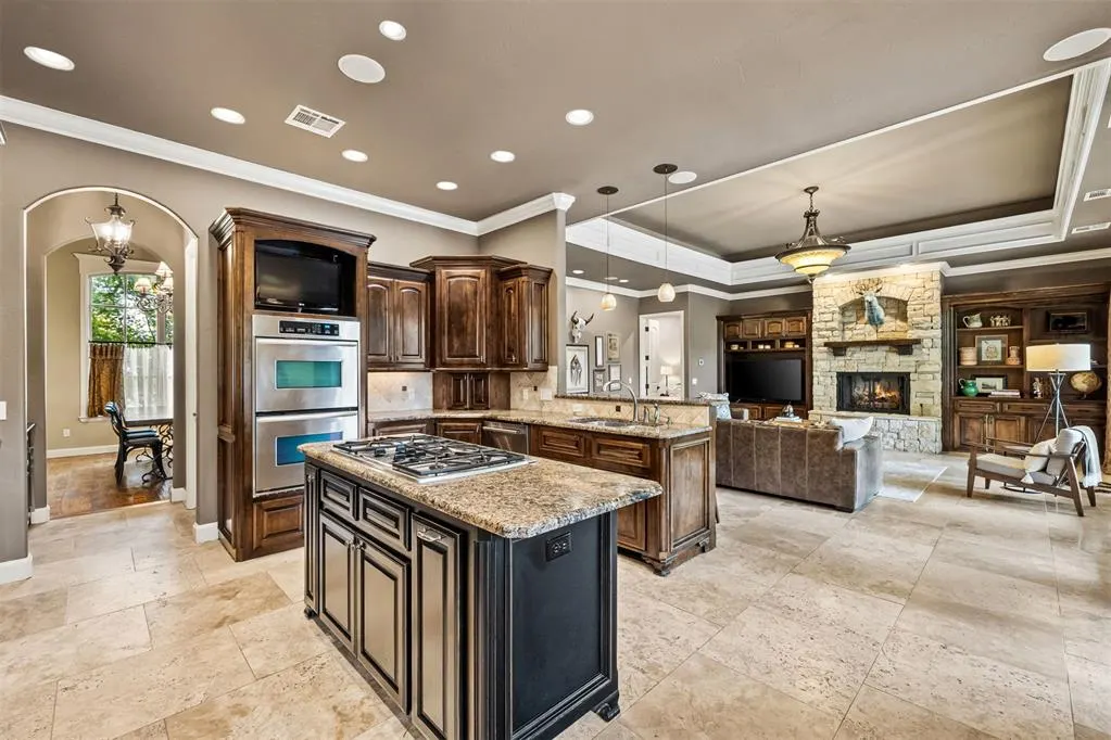 Photo 3 — 13309 Upper Pond Ct, Oklahoma City, OK 73142