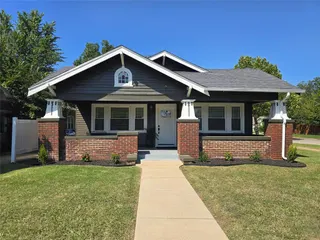 Sold home at 1601 NW 34th Street