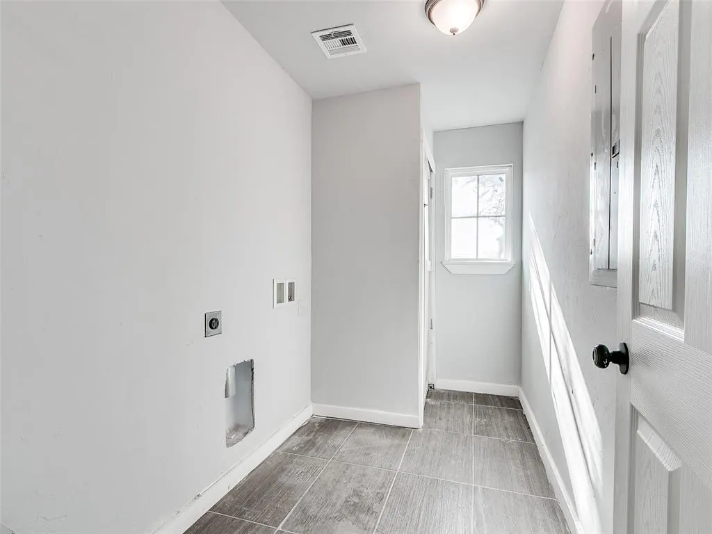 Photo 22 — 3215 S Harvey Boulevard, Oklahoma City, OK 73109
