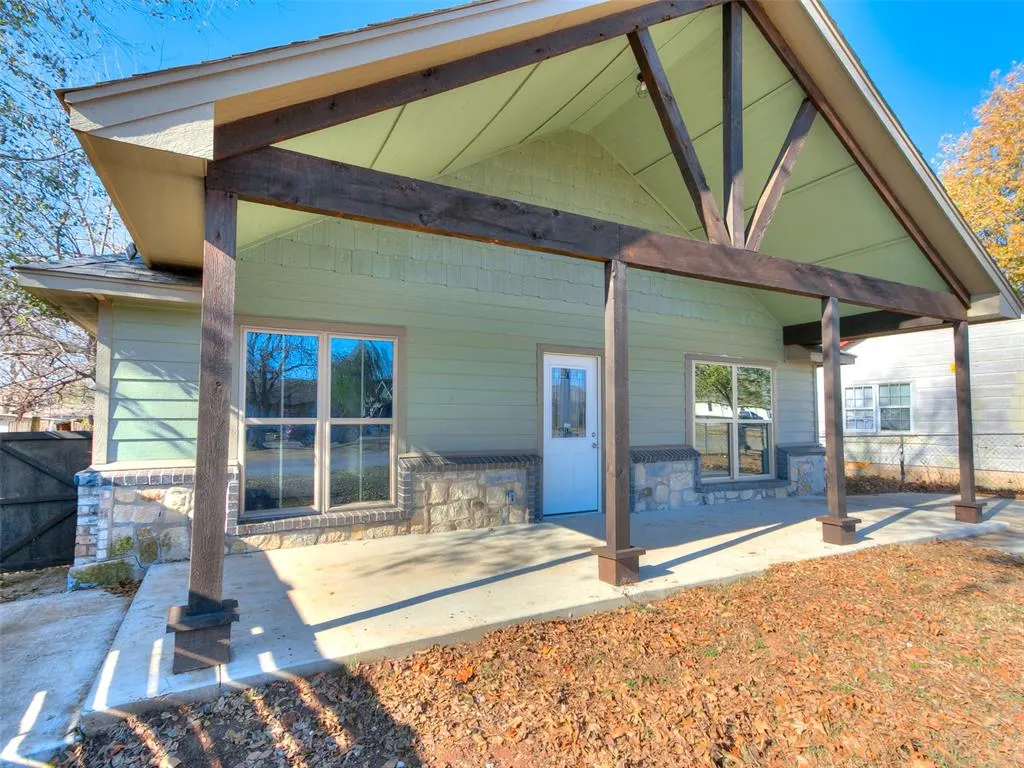 Photo 23 — 3215 S Harvey Boulevard, Oklahoma City, OK 73109