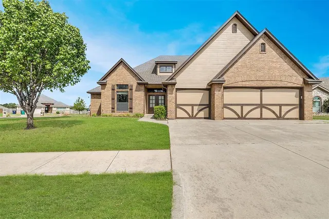 Photo 2 — 14000 NW Hawk Circle, Piedmont, OK 73078
