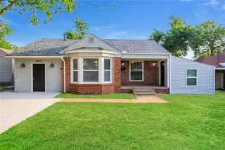 Sold home at 3809 NW 24th Street