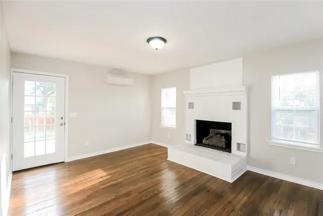 Photo 2 — 3809 NW 24th Street, Oklahoma City, OK 73107