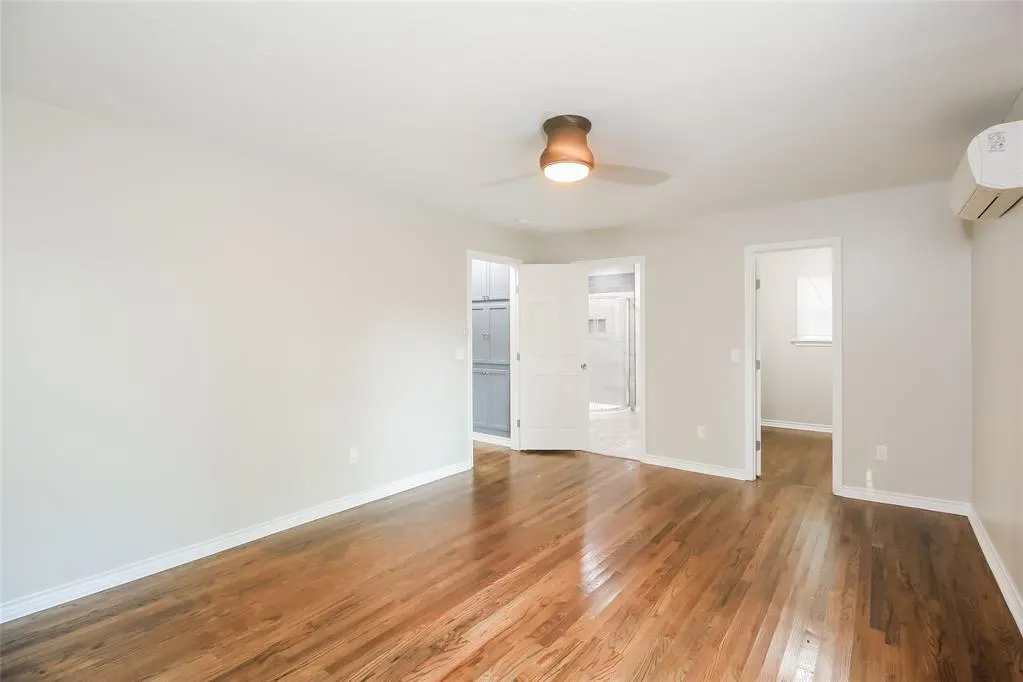 Photo 9 — 3809 NW 24th Street, Oklahoma City, OK 73107