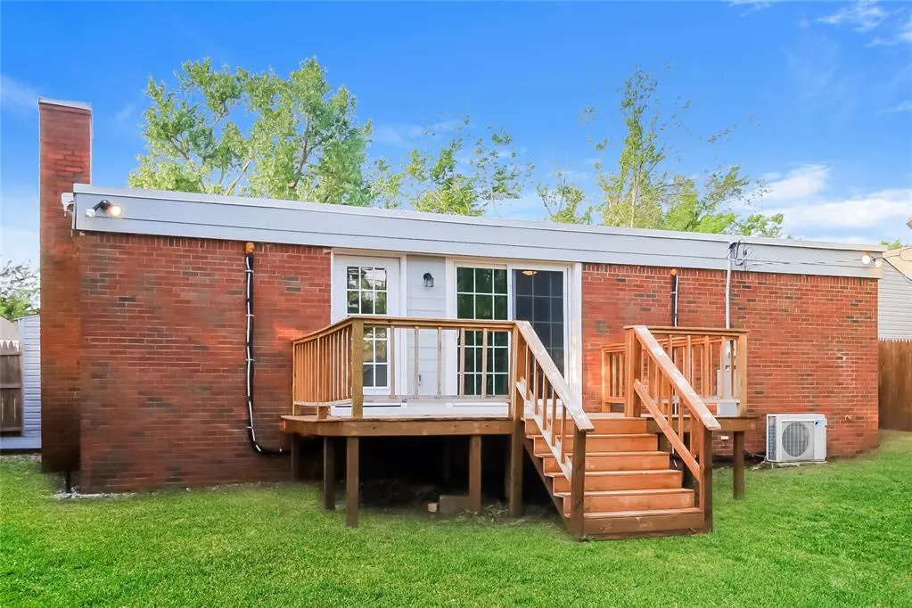 Photo 15 — 3809 NW 24th Street, Oklahoma City, OK 73107