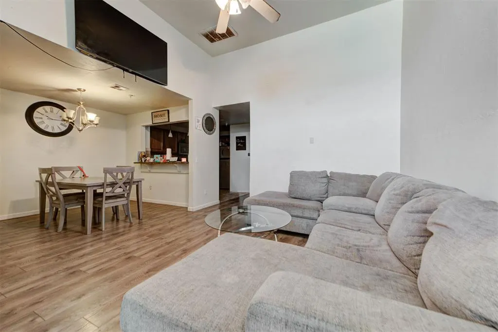 Photo 6 — 2629 Cedar Tree Road D, Oklahoma City, OK 73120