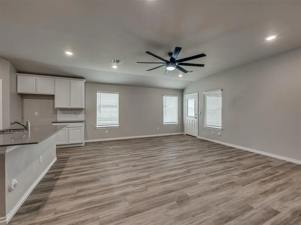 Photo 14 — 14508 Travertine Falls Lane, Oklahoma City, OK 73142