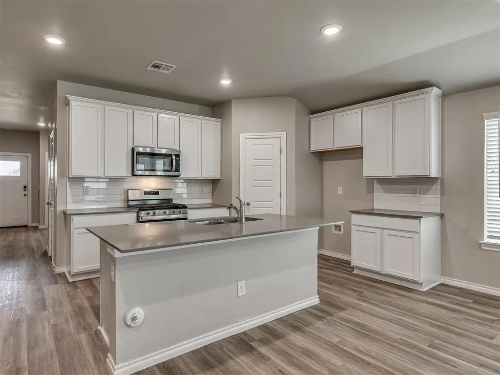 Photo 18 — 14508 Travertine Falls Lane, Oklahoma City, OK 73142