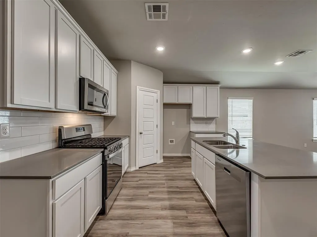 Photo 19 — 14508 Travertine Falls Lane, Oklahoma City, OK 73142