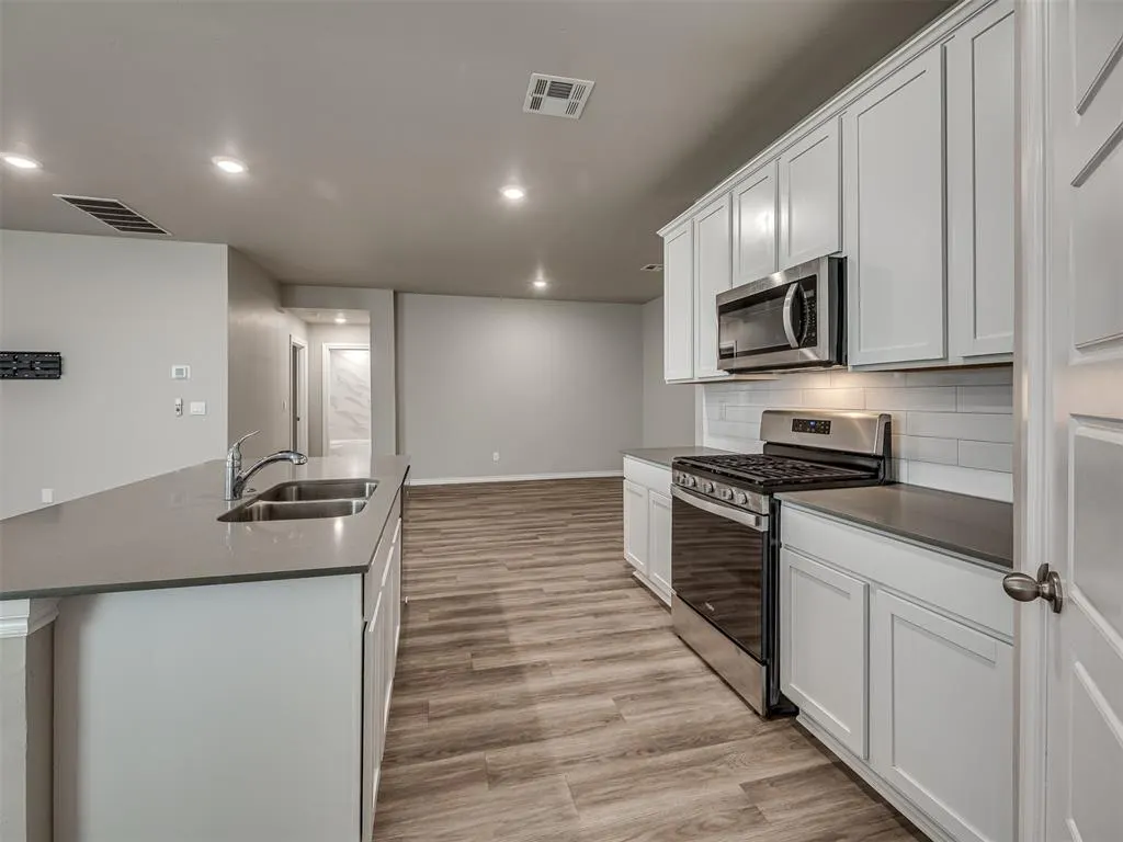 Photo 22 — 14508 Travertine Falls Lane, Oklahoma City, OK 73142