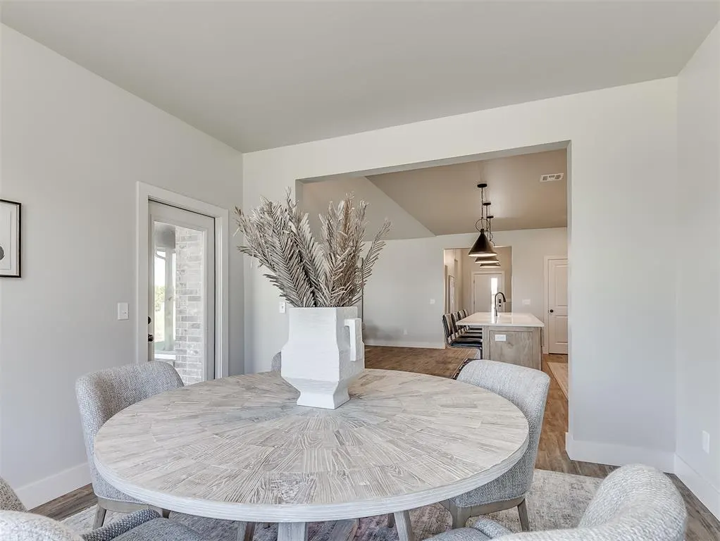 Photo 12 — 14525 Astor Lane, Yukon, OK 73099