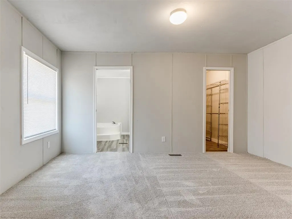 Photo 11 — 18055 NE 122nd Street, Jones, OK 73049