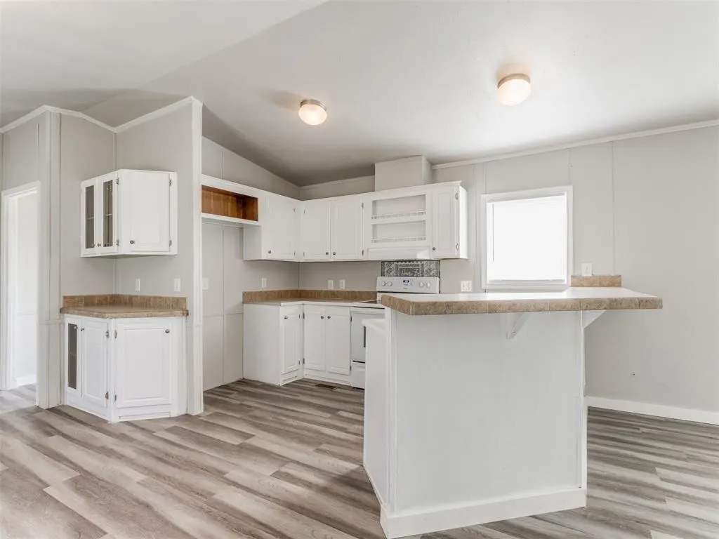 Photo 28 — 18055 NE 122nd Street, Jones, OK 73049