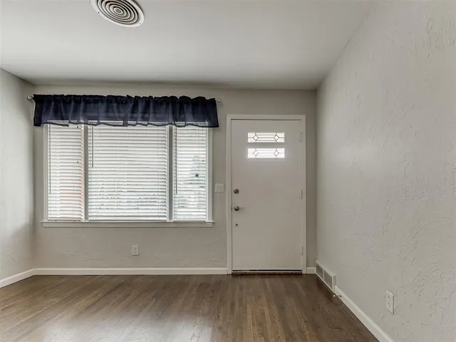 Photo 3 — 5001 N Independence Avenue, Oklahoma City, OK 73112