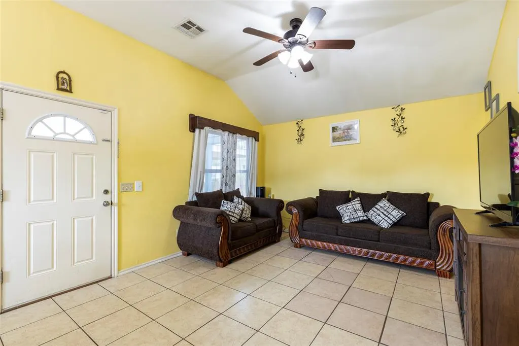 Photo 13 — 3001 SW 26th Street, Oklahoma City, OK 73108