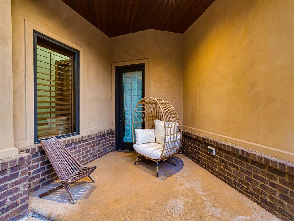 Photo 11 — 11649 Mill Hollow Court, Oklahoma City, OK 73131