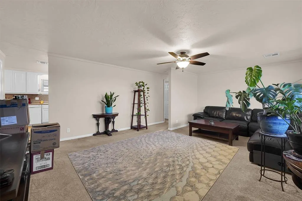 Photo 4 — 813 S Magnolia Street, Cordell, OK 73632