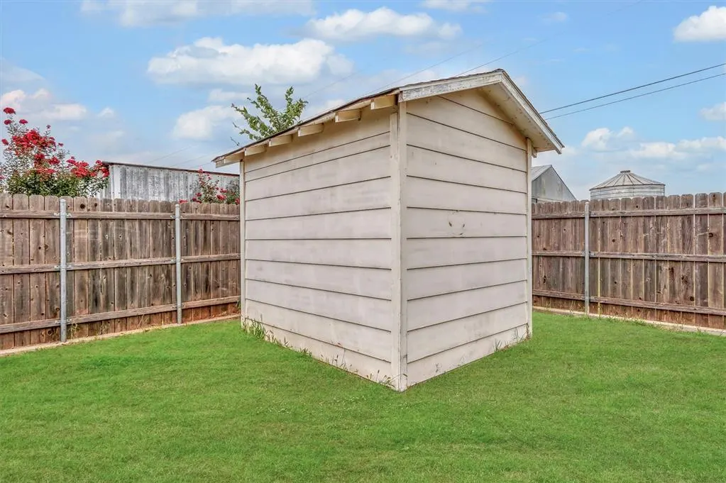 Photo 30 — 813 S Magnolia Street, Cordell, OK 73632
