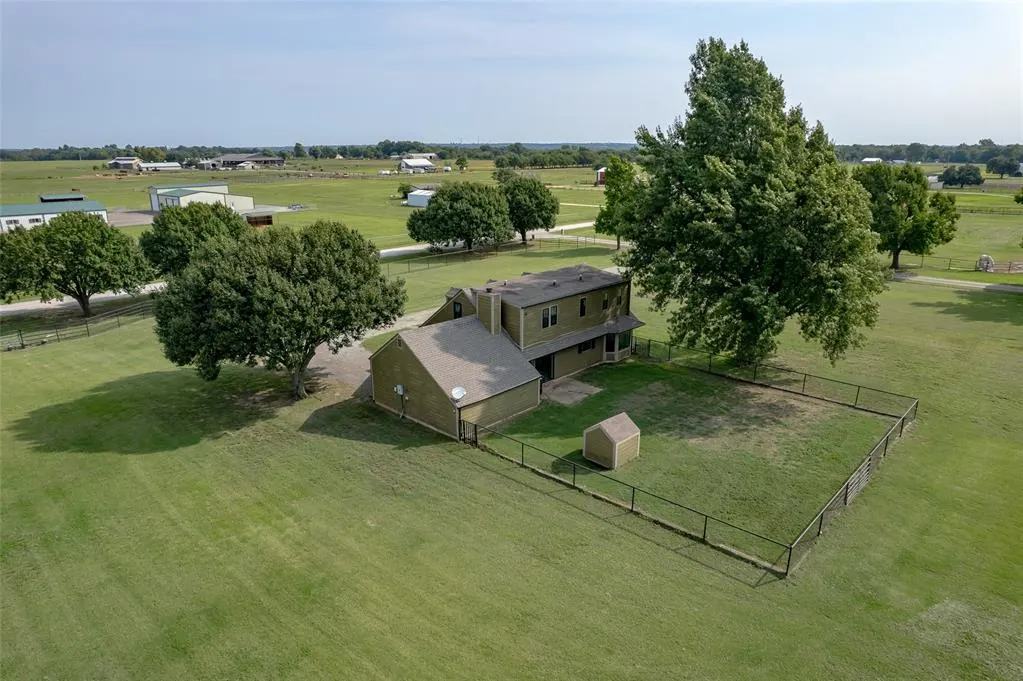 Photo 37 — 23122 266th Street, Washington, OK 73093