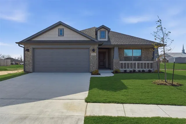 Front exterior — 20080 Woodrock Street, Harrah, OK 73045