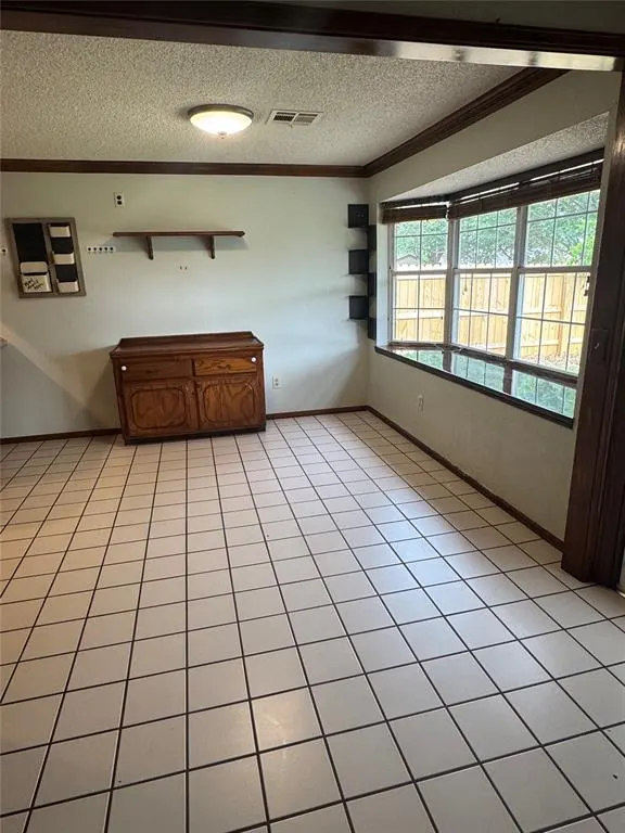 Photo 10 — 3201 SW 93rd Street, Oklahoma City, OK 73159