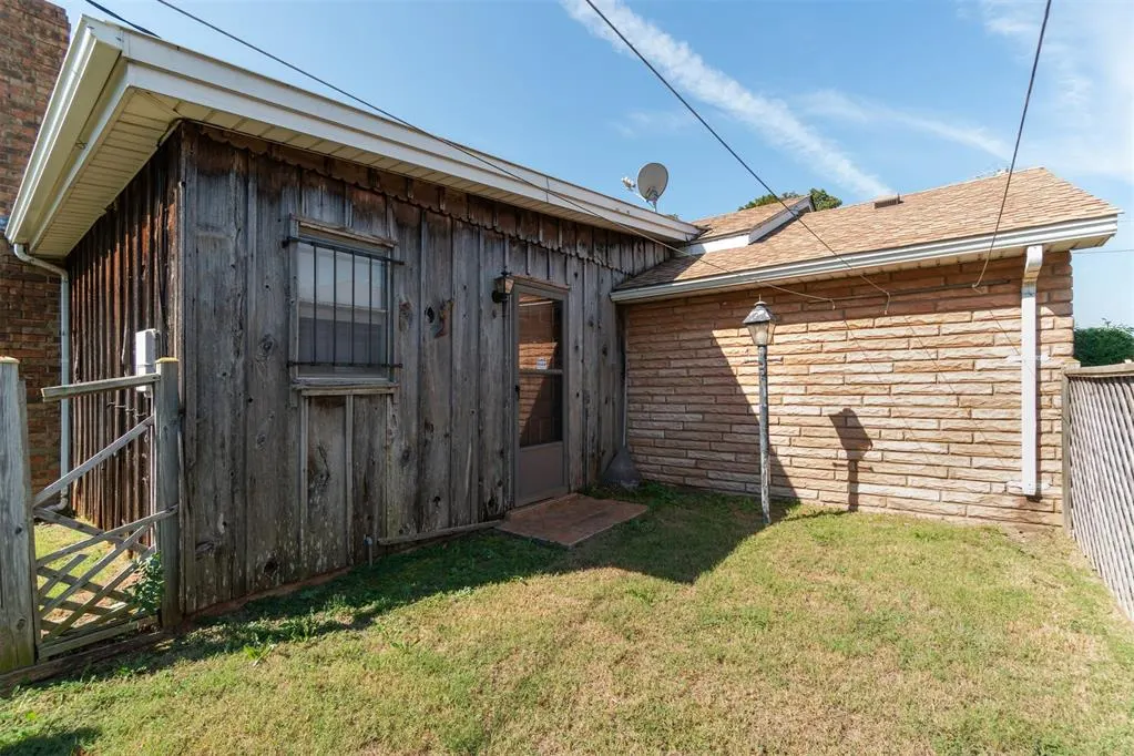 Photo 46 — 1703 S Mission Street, Anadarko, OK 73005