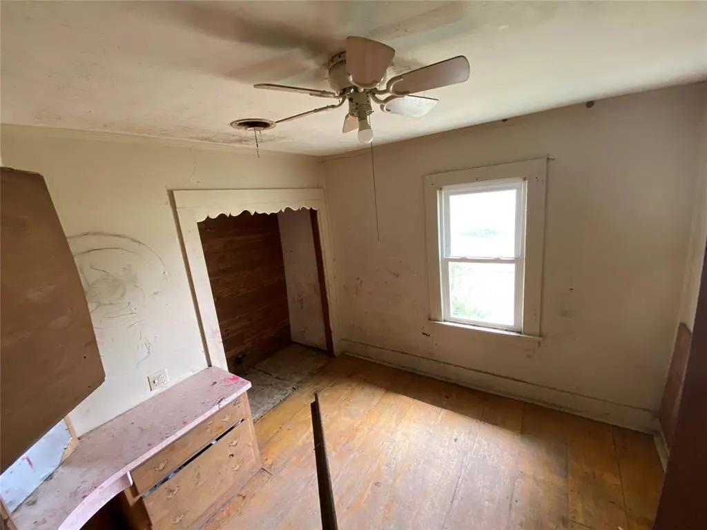 Photo 11 — 412 N 9th Street, Seminole, OK 74868
