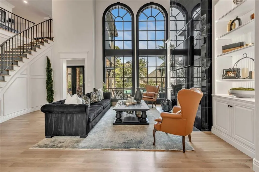 Photo 2 — 14616 Mistletoe Drive, Oklahoma City, OK 73142