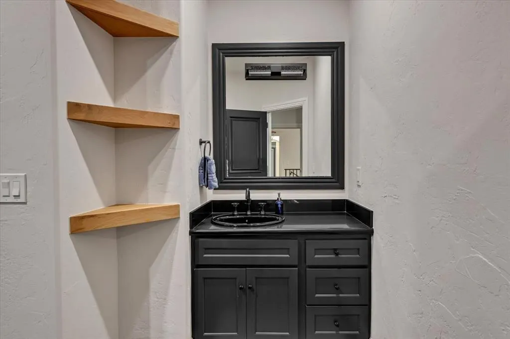 Photo 32 — 14616 Mistletoe Drive, Oklahoma City, OK 73142