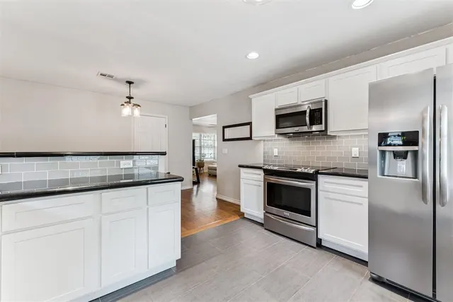 Photo 7 — 6802 NW 45th Street, Bethany, OK 73008