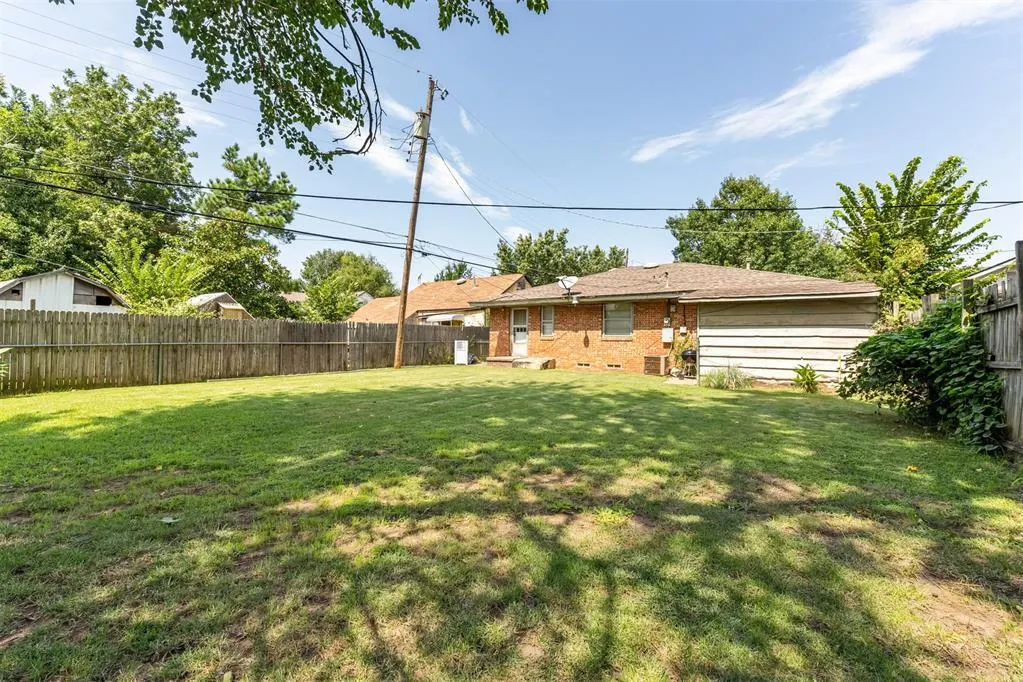 Photo 20 — 6802 NW 45th Street, Bethany, OK 73008