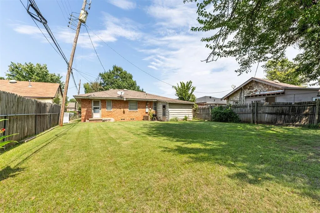 Photo 21 — 6802 NW 45th Street, Bethany, OK 73008