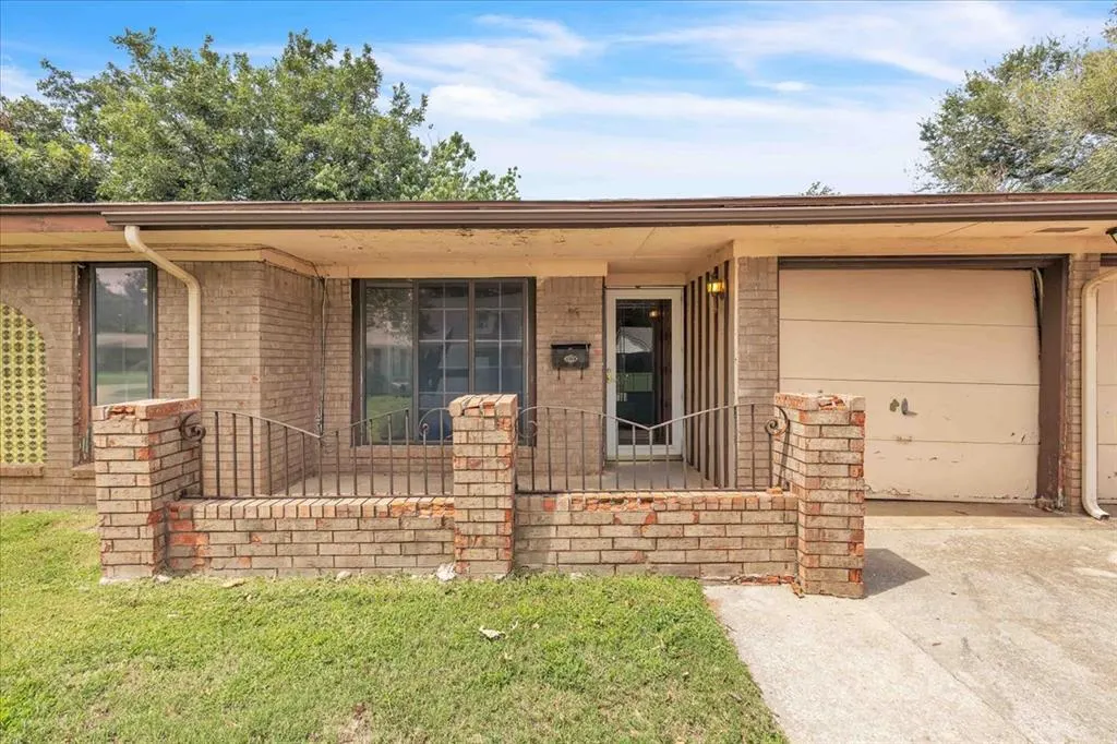 Photo 2 — 2513 N Terry Avenue, Bethany, OK 73008