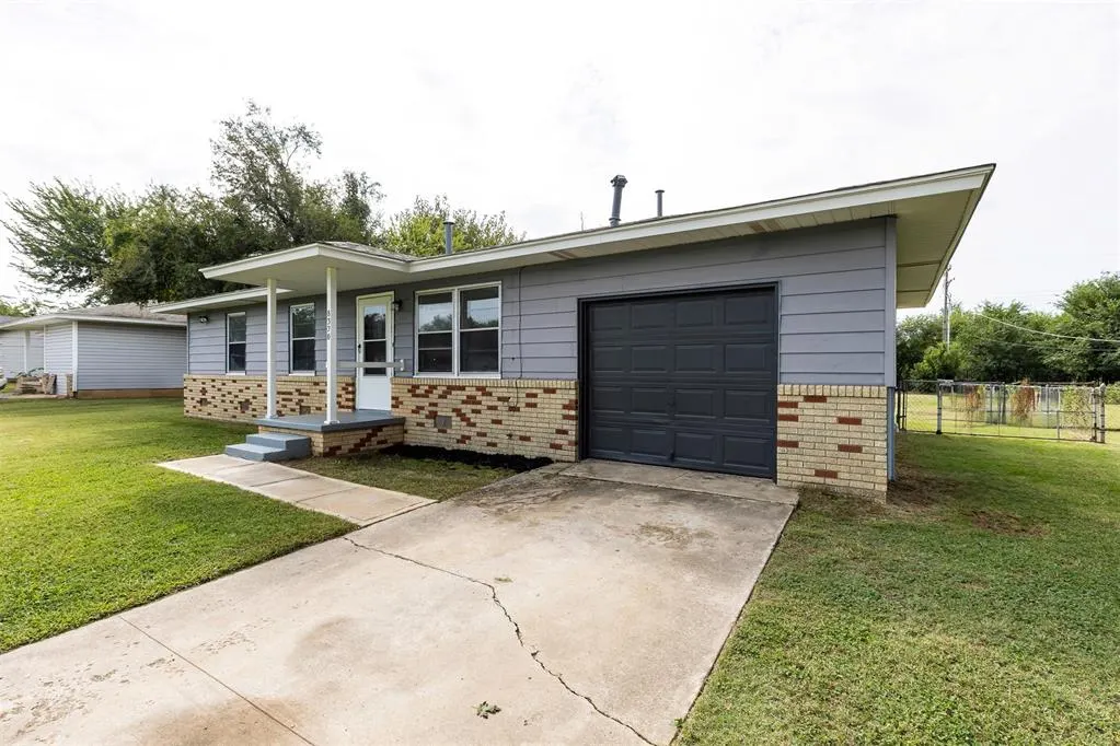 Photo 2 — 8320 NE 33 Street, Spencer, OK 73084