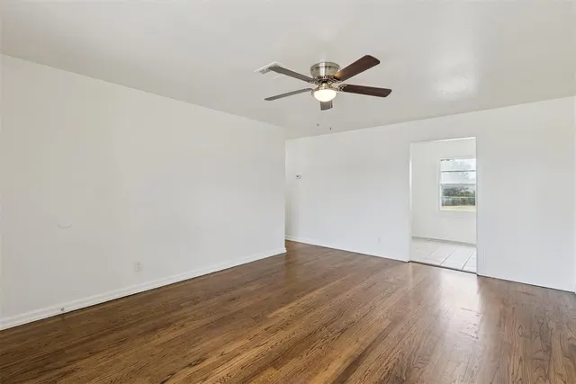 Photo 7 — 8320 NE 33 Street, Spencer, OK 73084
