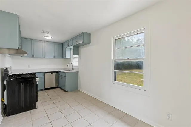 Photo 8 — 8320 NE 33 Street, Spencer, OK 73084