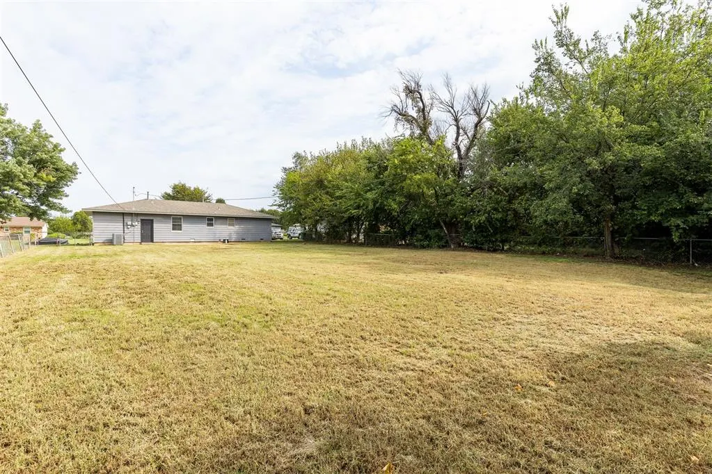 Photo 31 — 8320 NE 33 Street, Spencer, OK 73084