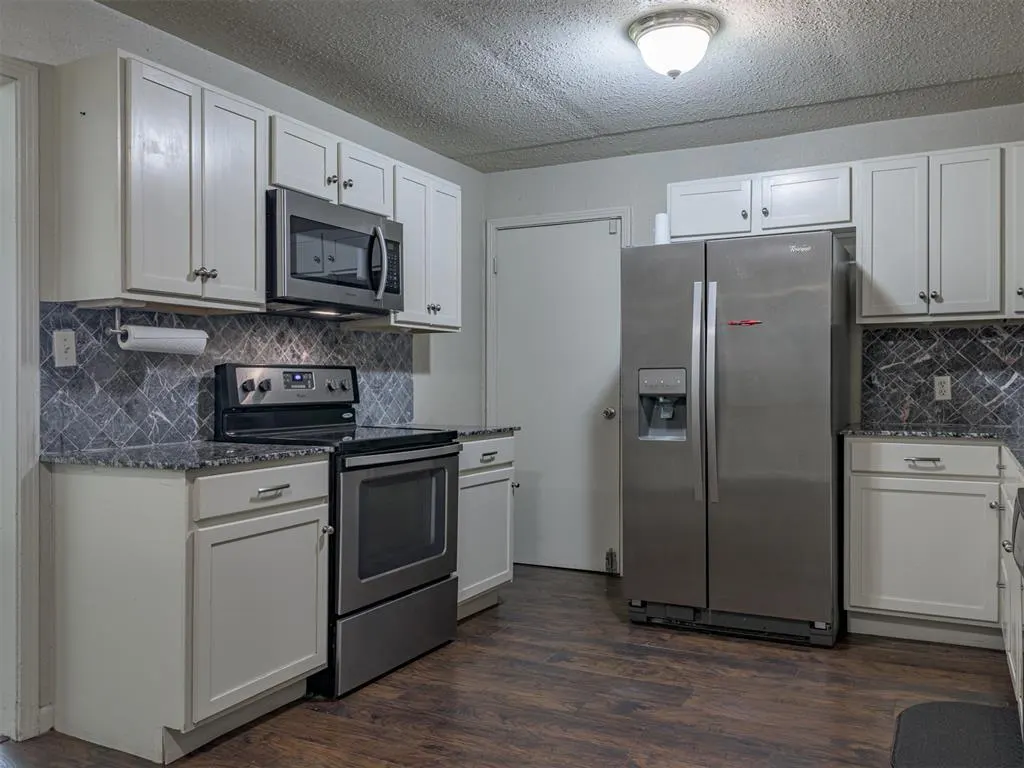 Photo 7 — 6701 NW 26th Street, Bethany, OK 73008