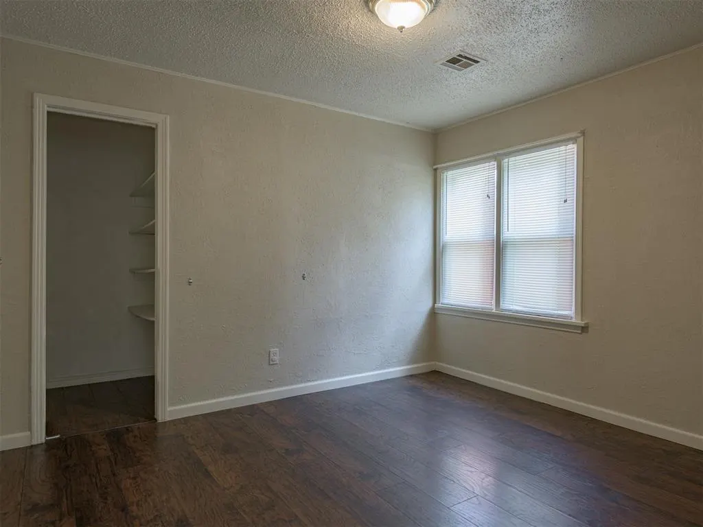 Photo 13 — 6701 NW 26th Street, Bethany, OK 73008